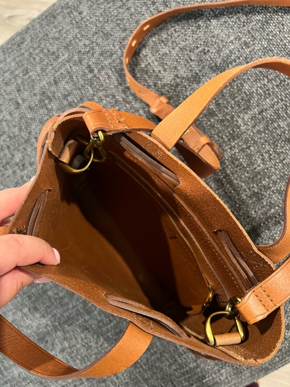 Madewell Leather Crossbody Tote Bag in Brown - Picture 4 of 8